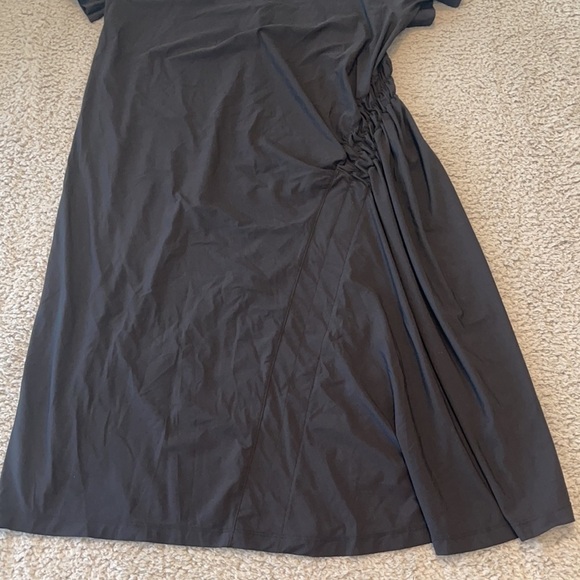 Lululemon Seek Sun Dress
Black size 8
